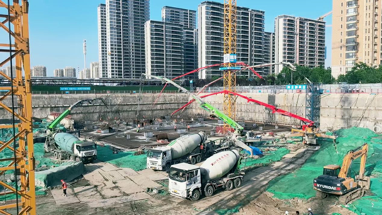 31小時(shí)，7000方！特固德商砼圓滿完成中建二局跨國(guó)區(qū)域總部集聚區(qū)項(xiàng)目1#樓筏板混凝土供應(yīng)任務(wù)